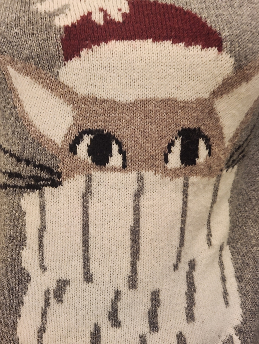 Hollister Cozy Grey Cat Knit Christmas Sweater with Red Hat Sz M